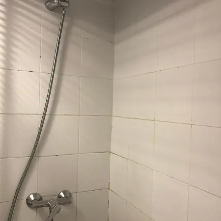 Urban Chic 1 Bedroom Elevator, Ac, Wifi, Calm Apartment *